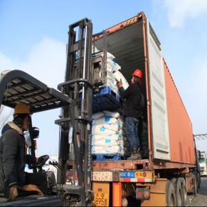 Producator China Flakes / Perle / Solid 99% (Hidroxid de sodiu, NaOH) Soda caustica