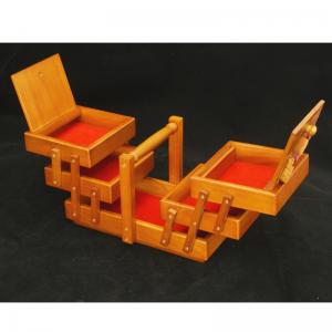 cutie de cusut din lemn