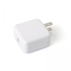 Încărcător de călătorie KPS-8409LC PD 18W