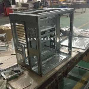 Piese metalice sub formă de pulberi