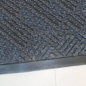 Covor compus din cauciuc