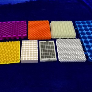 Piese plastice medicale și biologice