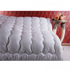 Comode de fibre sintetice matlasate cu culoare albă