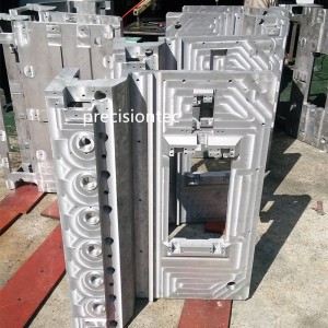 Componente metalice prelucrate la comandă