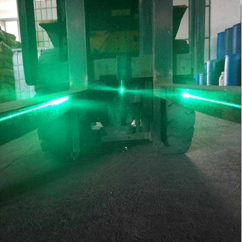 Sistem de ghidare laser cu stivuitor de ridicare a paletului de fascicul verde