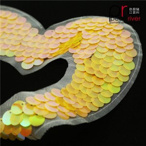 Patch portocaliu în formă de inimă