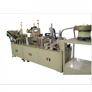 Mașină de înfășurare automată pentru asamblare earplug