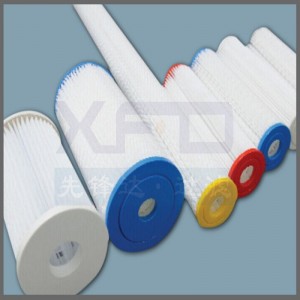 Cartuș plisat din fibră de poliester