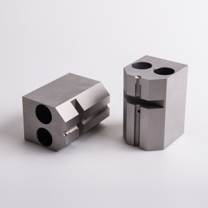 matrița principală cu șurub de prindere prin fier forjat la comandă