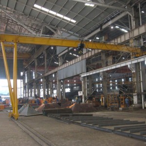 Macara Gantry Semirunghiulară