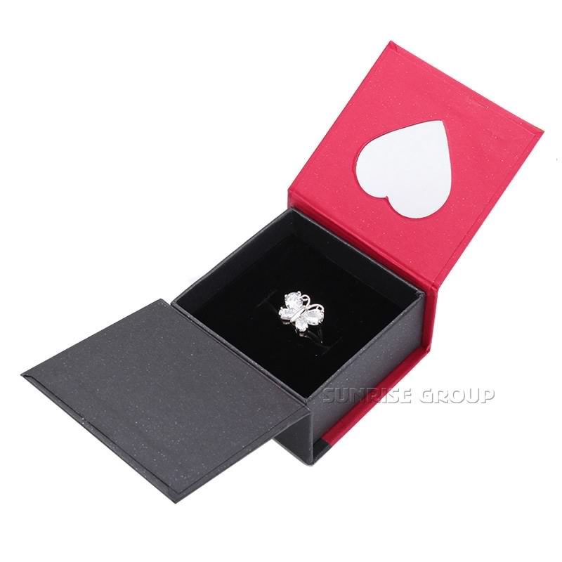 Cutie de hârtie cadou cu inel de bijuterii cu închidere magnetică