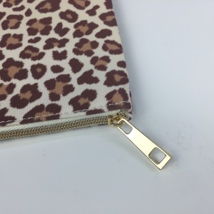 Geantă cosmetică cu fermoar reciclat