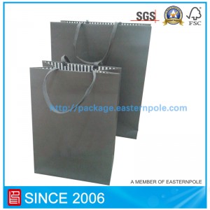 Pungă de hârtie de lux pentru faimosul brand