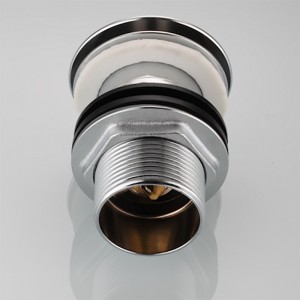 Cada de baie din alamă face clic pe deșeurile de pește