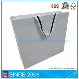 Pungă de hârtie albă pentru haine cu fund inversat