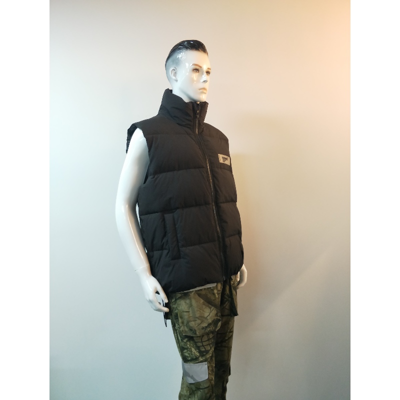 BĂRBAȚI PADDED BLACK VEST RLMV0005