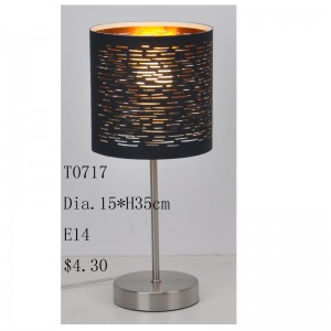 Lampa de masă cu nuanță de material tăiat cu laser