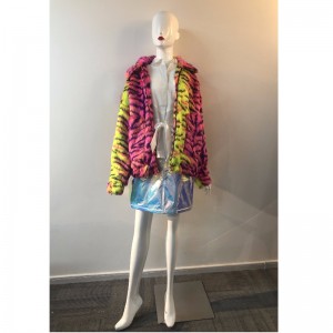 PANTALON DE ÎNCĂLZIȚI ÎN CADRUL LORILOR RLWF0019