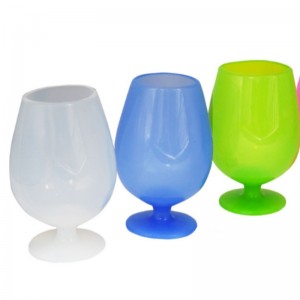 Ceașcă de vin din silicon