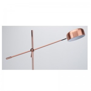 Lampa de podea cu funcție de reglare și bază plană