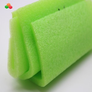 Personalizate en-gros cu material de protecție a colțului cu margini de spumă de înaltă densitate rezistentă la șocuri pentru ambalarea transportului mobilierului / mașinii