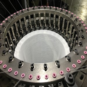 Mașină de tricotat circulară de dimensiuni mici ale corpului cu diametru mic