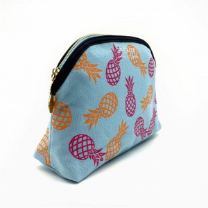 geanta cosmetica panza