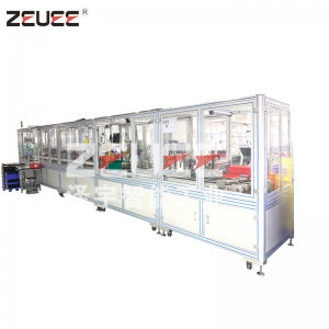 Mașina automată de asamblare a roților cu perii laterale