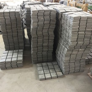 Finisaj cu ananas din granit