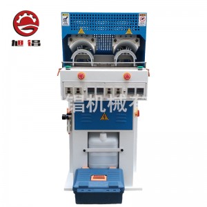 Mașină de umidificare aburitoare care produce încălțăminte