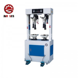 Mașina de presat cu talpa de sus și de jos