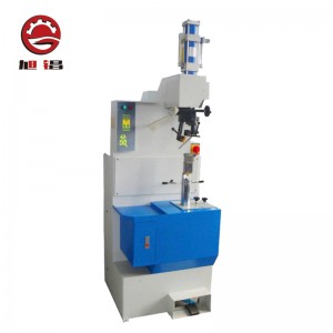 Mașină de presat cu talpa pentru toc, toc și talie