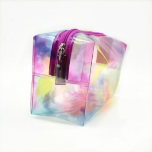 Geantă cosmetică din PVC3