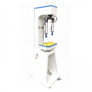 mașină de marcat cu talpa de pantofi sport din piele