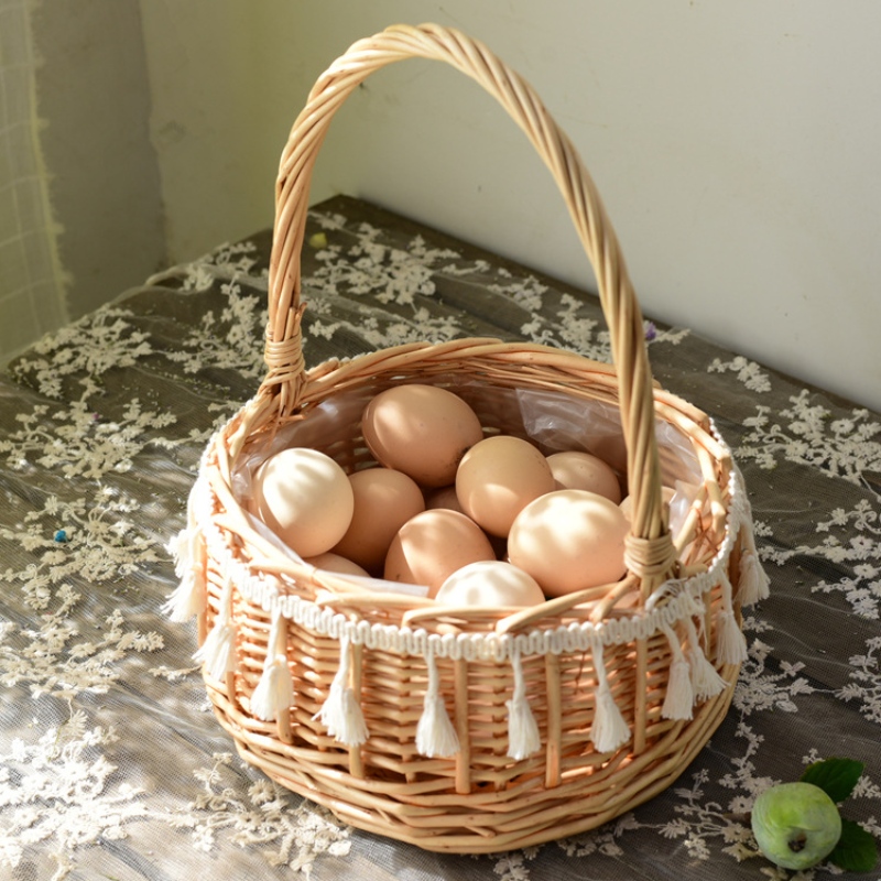 Coș de depozitare realizat manual