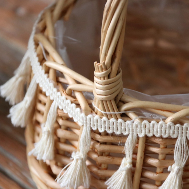 Coș de depozitare realizat manual