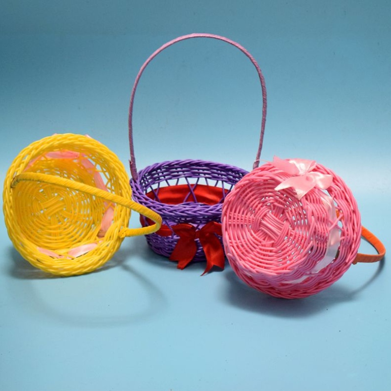 Coș decorativ cu mâner