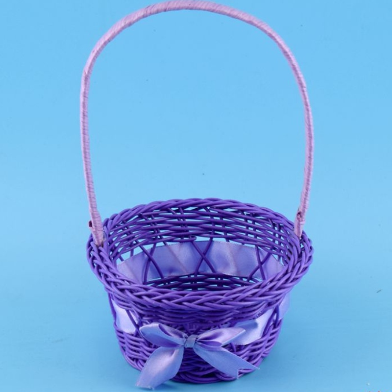 Coș decorativ cu mâner