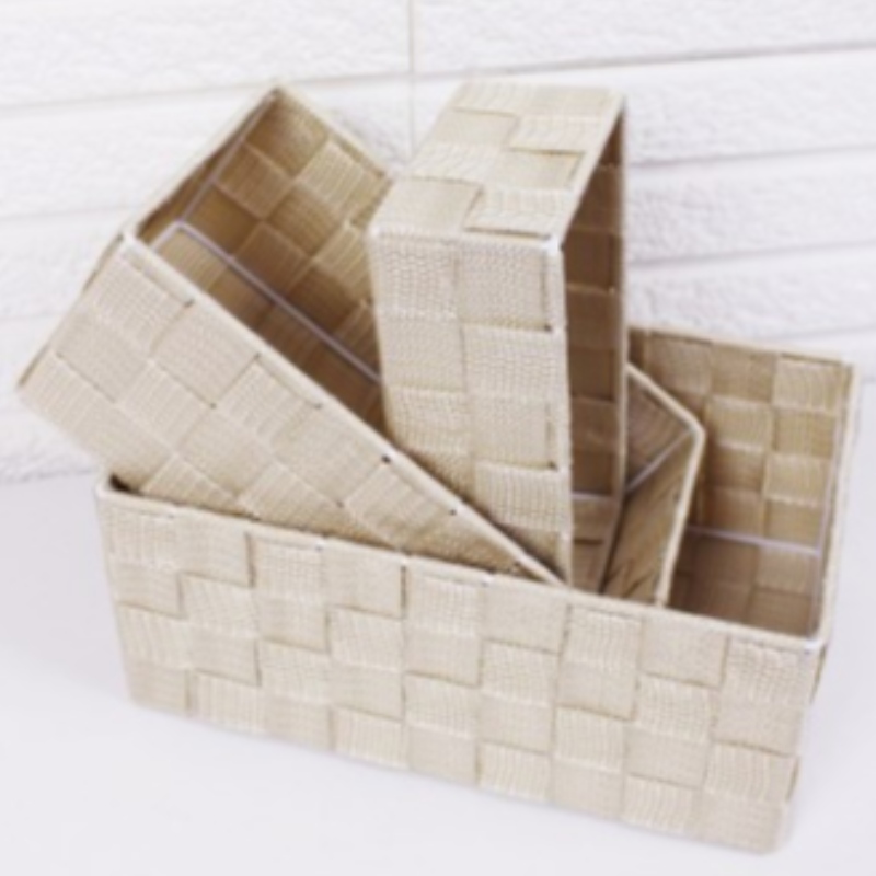 Coșul din țesătură din polipropilenă confecționat manual