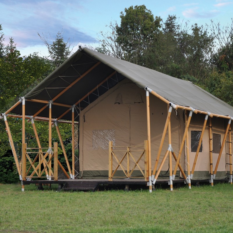 Hot Sale Factory Price Waterproof PVC şi Canvas Luxury Safari Glamping Tent pentru Camp