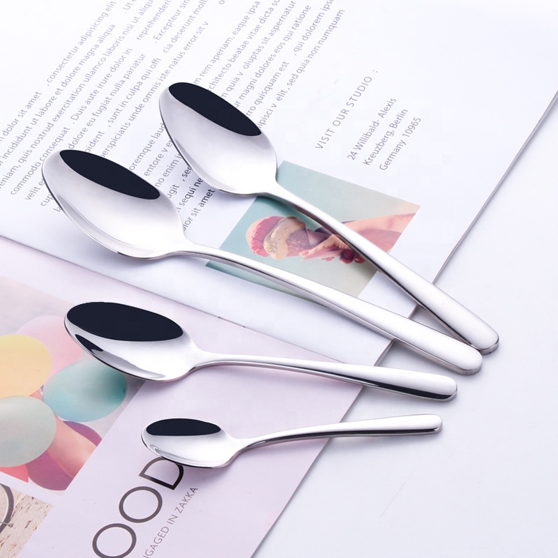 Platformă Set Stainless Steel Tableware Metal Cutlery pentru Hotel