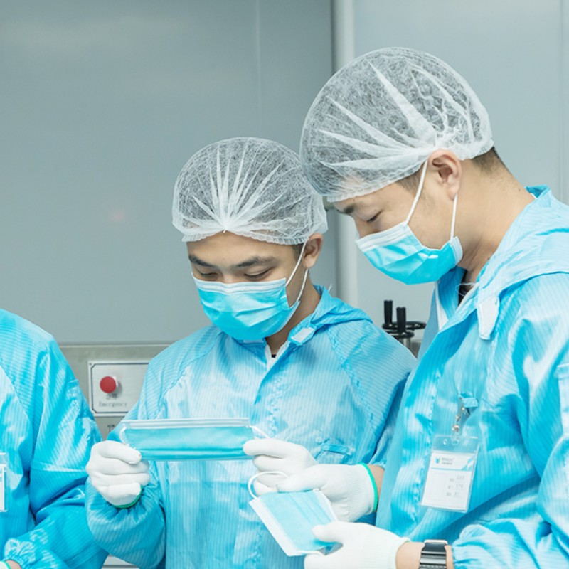 Fabrica Havefur a pus în producţie viguros şi a împărtăşit misiunea de a lupta împotriva lumii