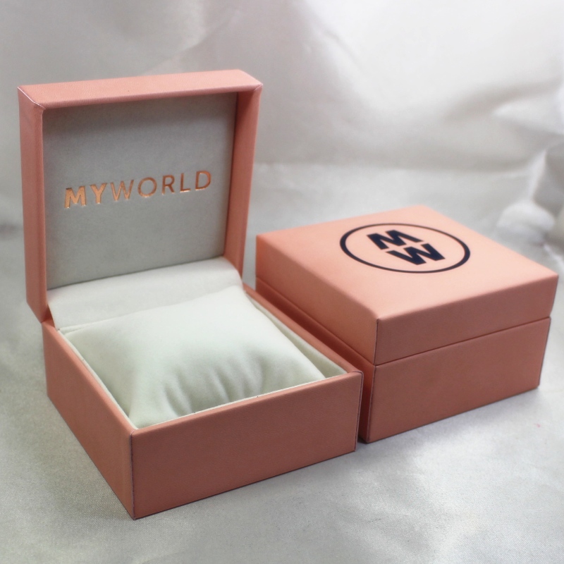 Articol V-05 dreptunghi Cutie de hârtie din plastic din piele pentru ceas. mm. 100 * 100 * 60, greutate aproximativ 194g