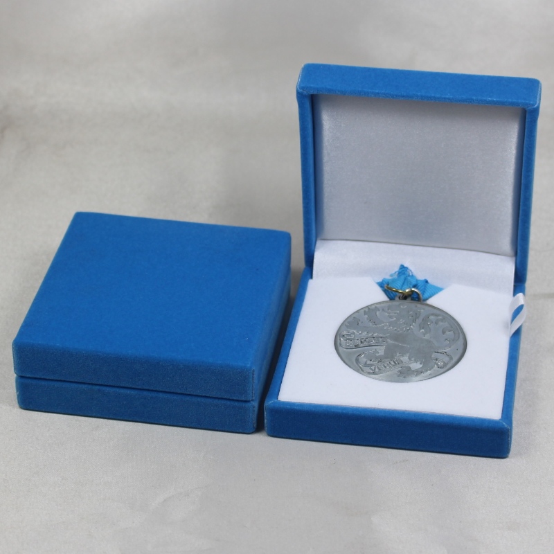 Obiect V-06 patrat plastic flanelette cutie pentru 50-60 mm monedă, insigna, butoni, agrafa de cravată, medalie, etc. mm.88*91*33, greutăți despre 85g