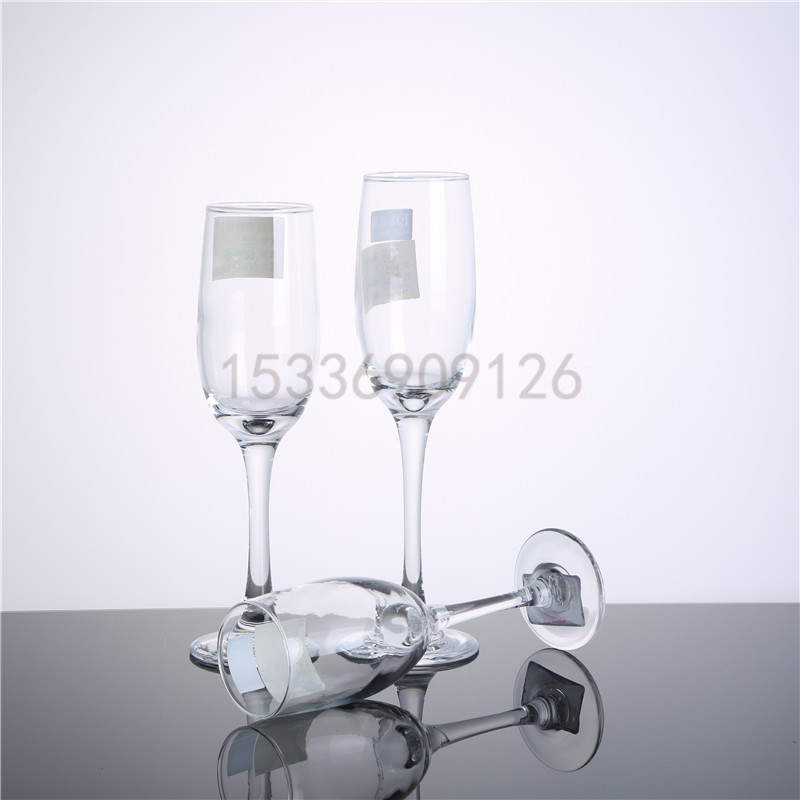 HUNEBA New Factory Direct Vânzarea vinului Glass European Creative Champagne Crystal Glass Wholesale