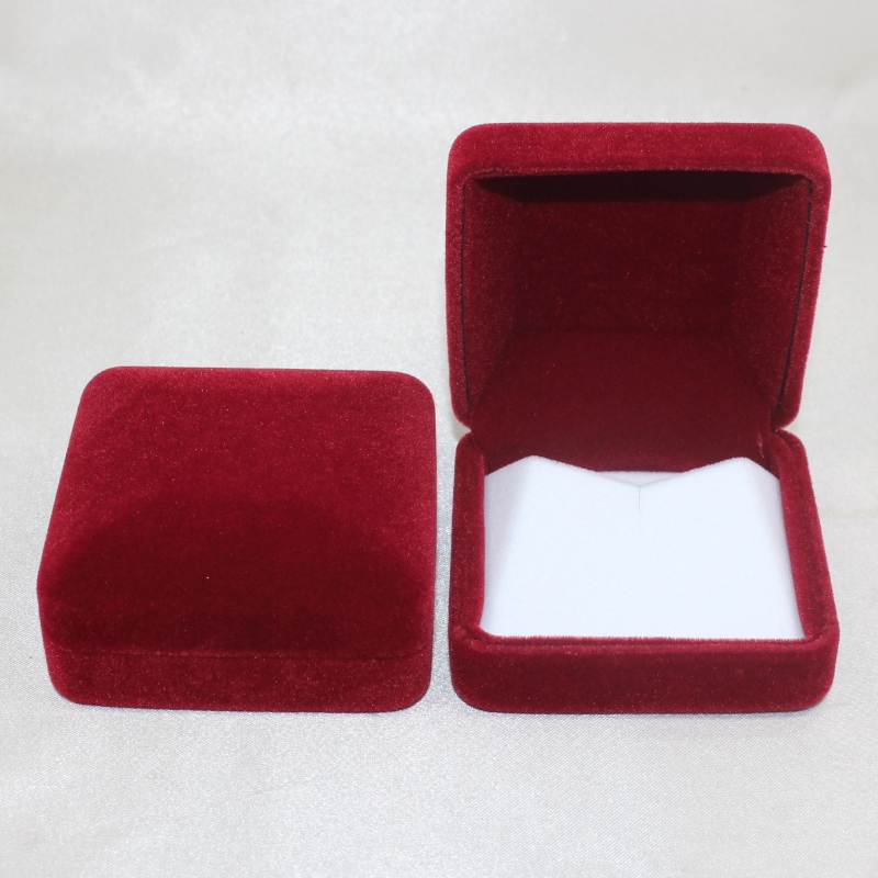 Articol T-02 cutie de medalii acoperită de flaneletă sau piele PU pentru monedă de 25-45mm, ecuson medal medalie mică, etc. mm.65 * 65 * 35mm, greutate aproximativ 62g