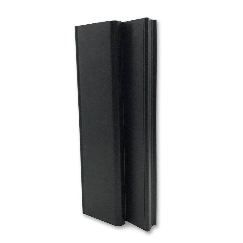 profiluri din plastic extrudat la comandă, decorare muchie pentru sistem ignifug de ușă