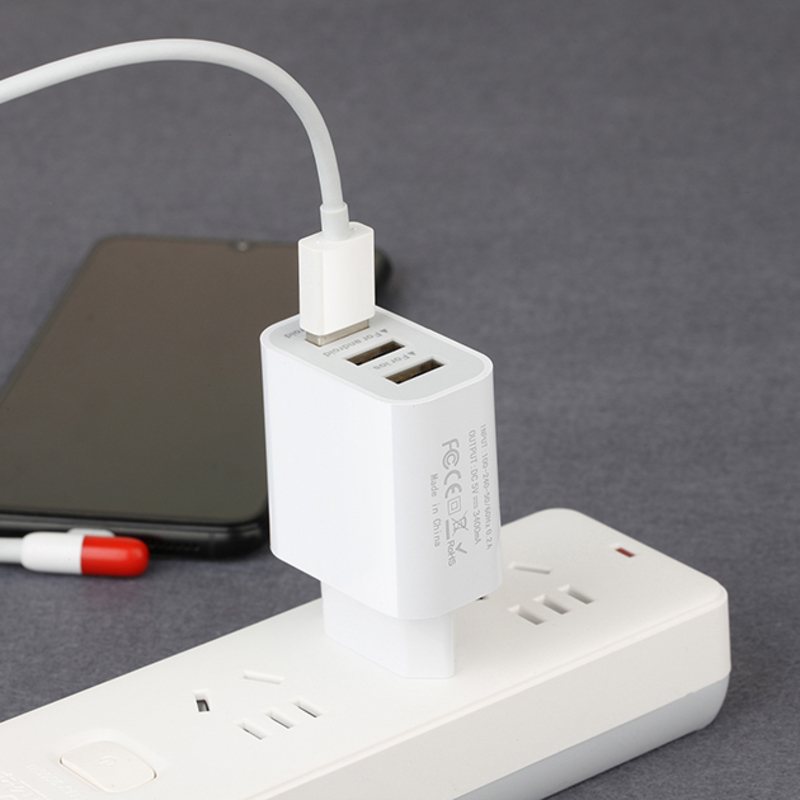 Cabluri electrice soclu Mobile Phone Fast Charger Universal adaptor 3USB încărcător portabil de călătorie