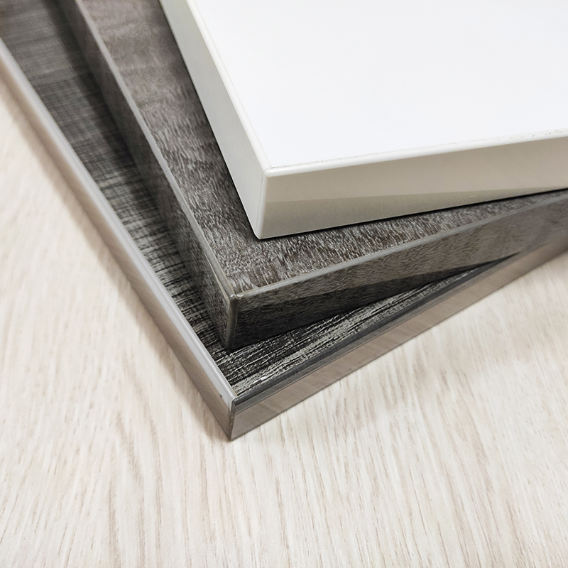 De ce panoul artificial are nevoie de bandă de margine?