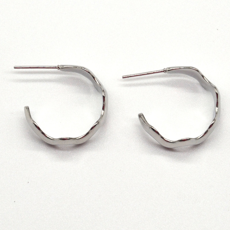 Cercei în formă de C în formă de C, cercei la modă pentru femei și cercei eleganți, cercei argintii simpli, eleganți, casual și versatili. Fabrica de prelucrare a bijuteriilor din China Ruifanbao